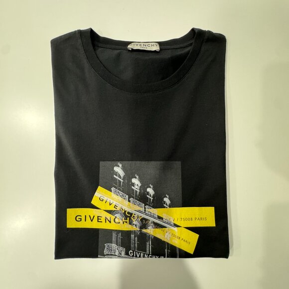 Givenchy Black House & Tapes T-shirt, Size XXL - Picture 11 of 15